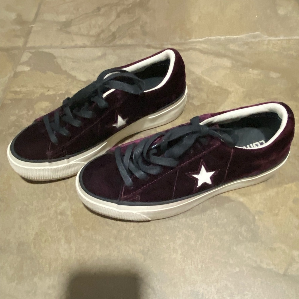 Converse one star burgundy velvet platform shoes